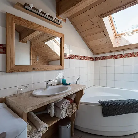 Orion A Gervais, Proche Chamonix Apartment